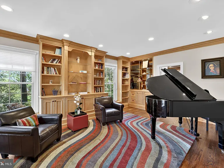 5115 Cape Cod Ct — Photo 13