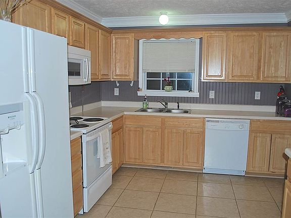 5th image of 2557 Plantation Dr