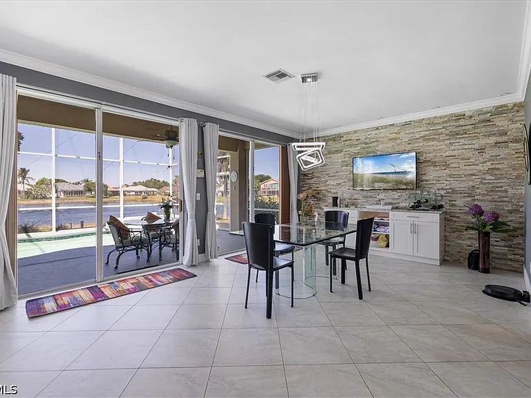 13870 Silver Lake Ct — Photo 21