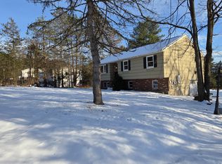 51 Greycourt Rd, Chester, NY 10918