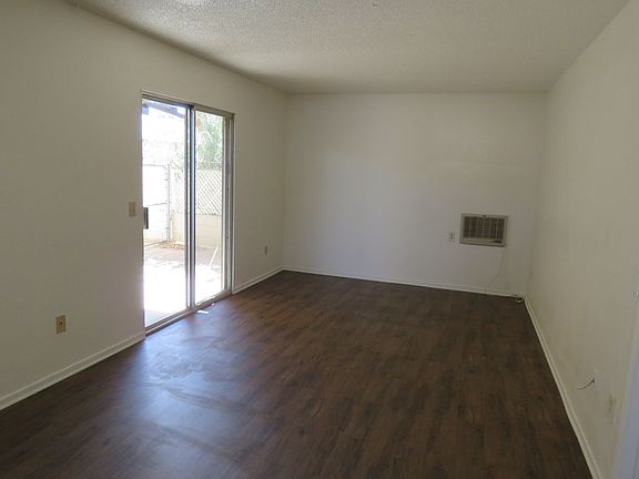 4th image of 7333 Barberry Ave #4