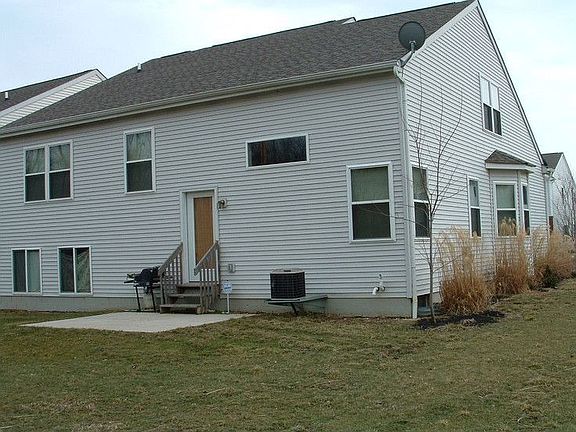4th image of 3740 Grimes Dr