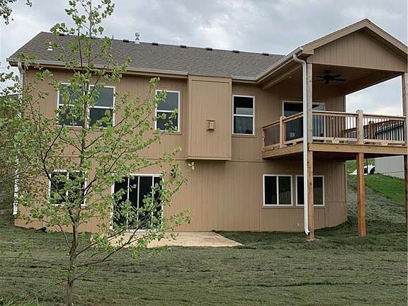 3rd image of 10604 Augusta Dr