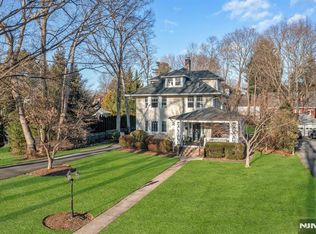 295 Orchard Pl, Ridgewood, NJ 07450