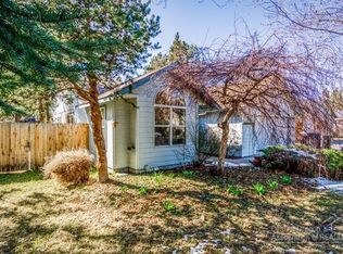 2977 NE Saber Dr, Bend, OR 97701