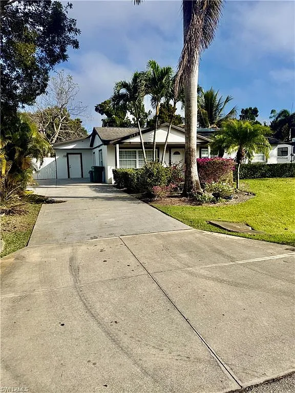 4 bed, 2.0 bath, 1635 sqft, $3,500 — Photo 4