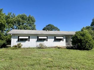 1009 Log Shoals Rd, Mauldin, SC 29662