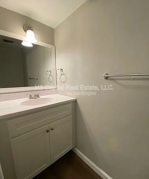 108 Sunnyside St #A — Photo 7
