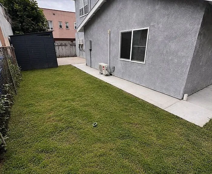 2458 Chestnut Ave #2458 — Photo 3