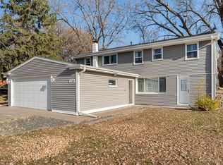 2130 Douglas Dr N, Golden Valley, MN 55422