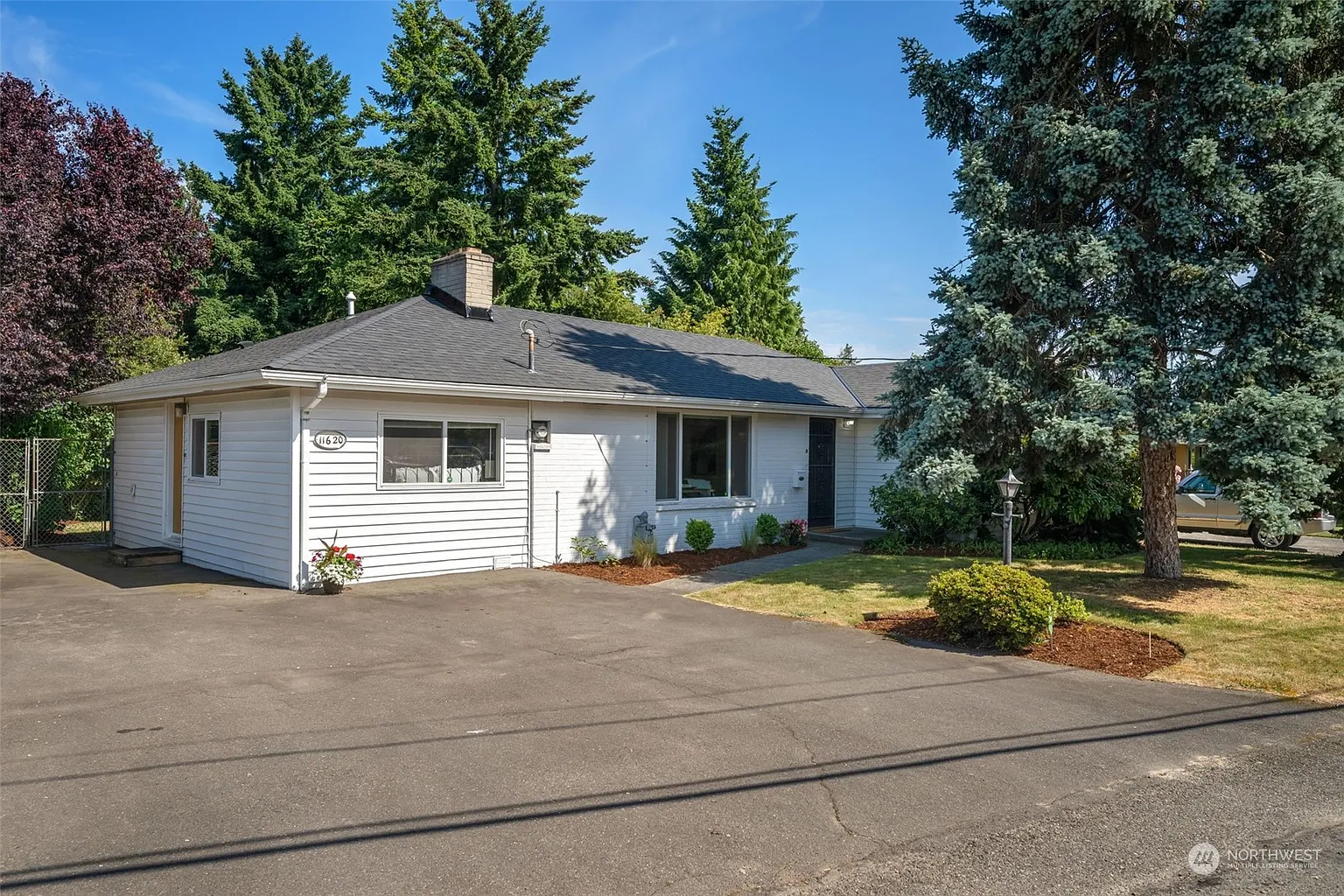 11620 18th Avenue SW photo 1