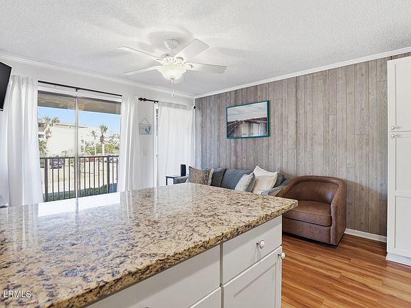 5th image of 40 Folly Field Rd #114B