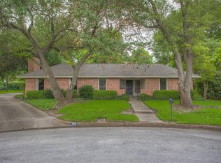1513 Northcrest Ct, Fort Worth, TX 76107
