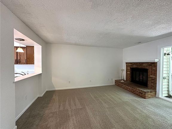 3rd image of 4617 Glanmire Dr
