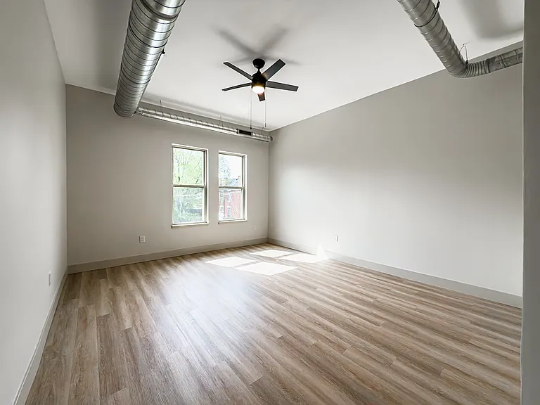 6407 Vine St #1 — Photo 3