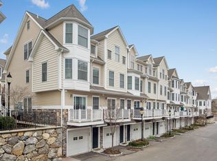 85 Camp Ave APT 9E, Stamford, CT 06907