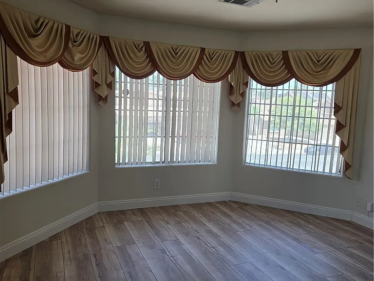 3013 W Oakey Blvd — Photo 31
