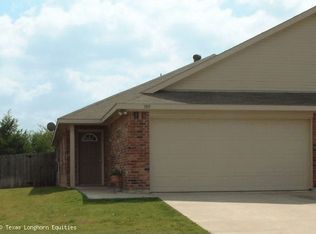 309 Robin St, Crowley, TX 76036