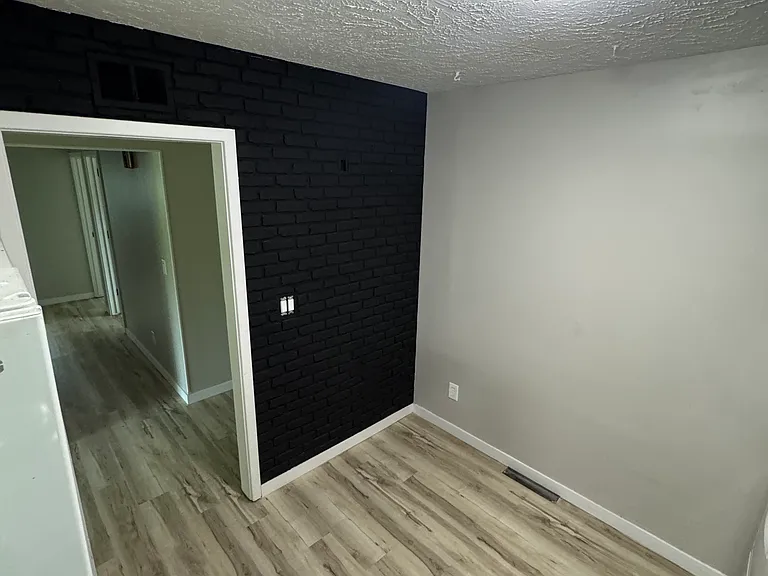 5300 W Hughes St — Photo 6