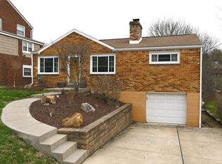 49 Sunrise Dr, Pittsburgh, PA 15236