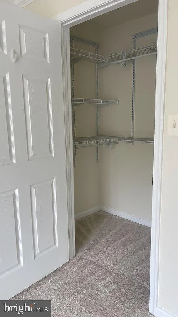 Ashburn Village,Lakeshore Condo/Ashburn Villag — Photo 4