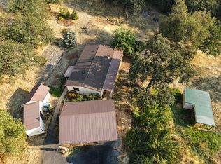 301 Robmar Ln, Grants Pass, OR 97527