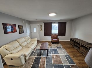 30W637 Whispering Winds Dr, Naperville, IL 60563