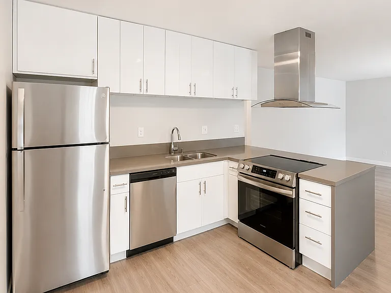 4195 S Garth Ave #6 — Photo 7