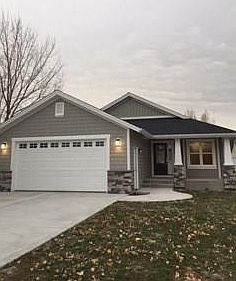 3rd image of 1107 Cherry Hills Dr