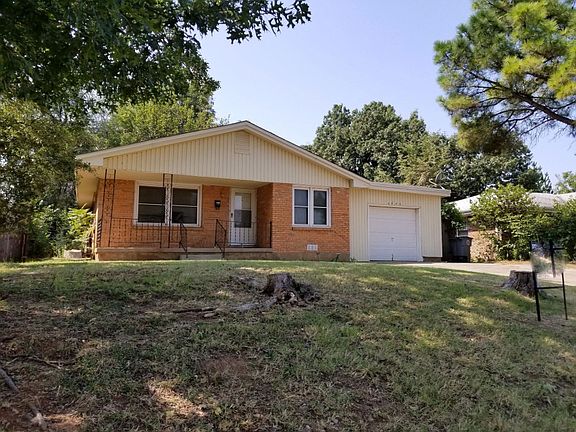 4th image of 1220 NW Carroll Dr