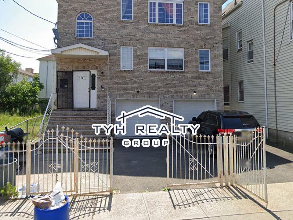 1st image of 170 S 8th St Floor 1
