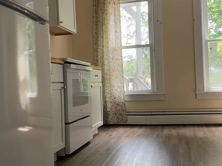 22 Eldridge St #5 — Photo 3