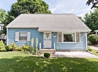 232 29th Ave SW, Cedar Rapids, IA 52404