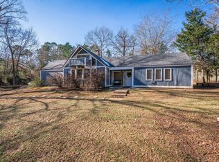 6823 Oakwood Dr, Gilmer, TX 75645