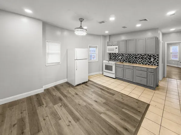 5341 Market St Floor 3, Philadelphia, PA 19139