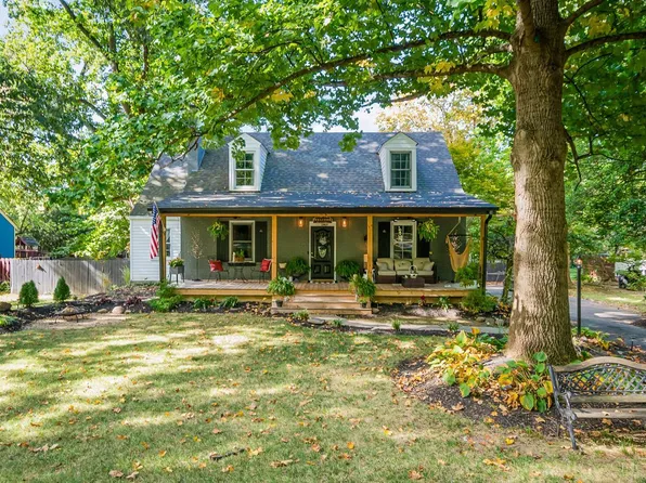 7011 Gracely Dr, Cincinnati, OH 45233