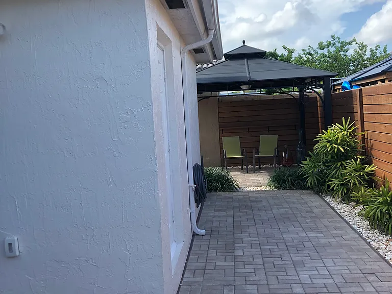 13925 SW 151st Ct — Photo 6