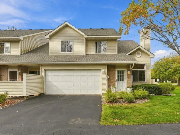 7019 49th St N, Oakdale, MN 55128