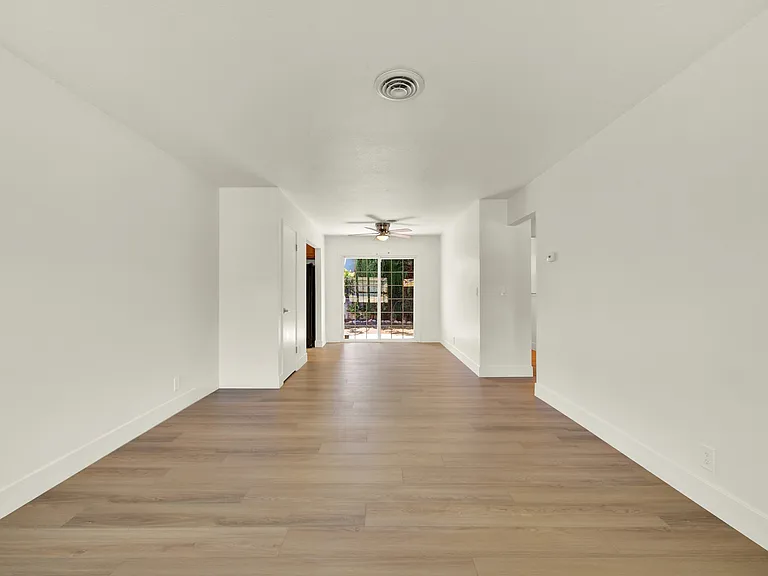 341 Alamo Dr #341 — Photo 3