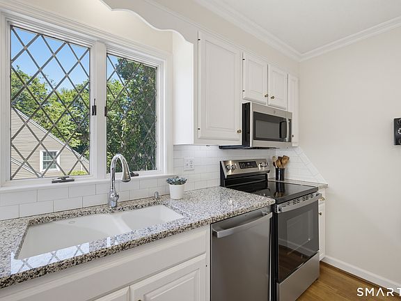 5th image of 127 South Mill Drive #127