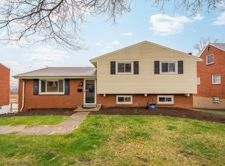 1380 Raven Dr, Pittsburgh, PA