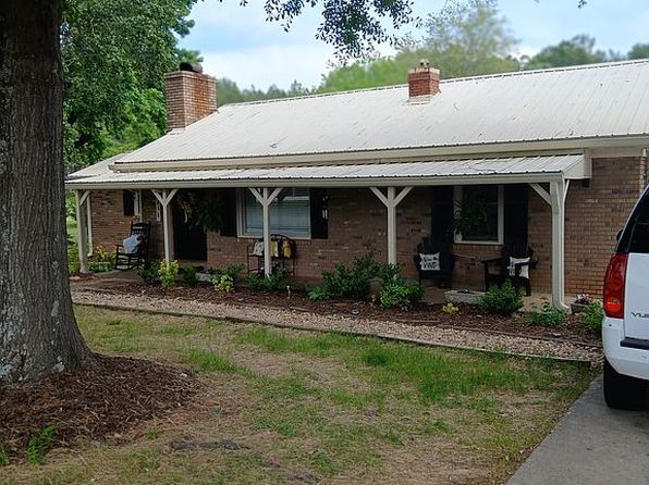 1448 Lexington Hwy