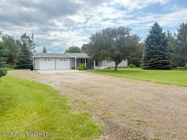 3288 110x Ave SW, Dickinson, ND 58601