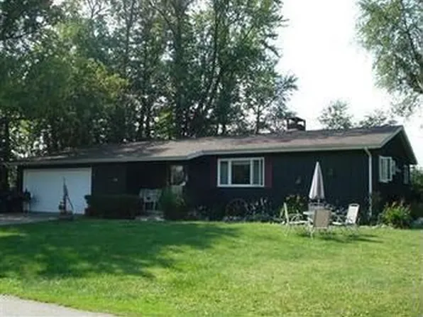 5114 E Miami Trl, Rolling Prairie, IN 46371