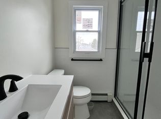 28 Frederick St FLOOR 2, Lodi, NJ 07644