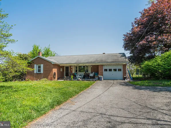 1409 Krafts Mill Rd, Spring Grove, PA 17362