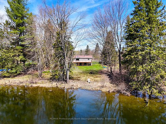 3rd image of 4112 Deep Bay Rd