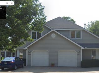 4216 Timberline Ct, Lawrence, KS 66049