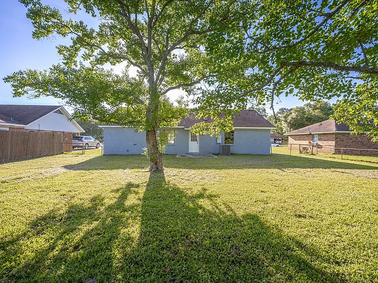 6672 Cortez Cir — Photo 43