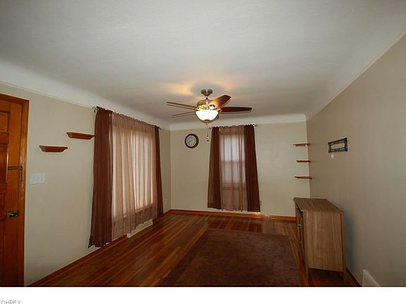 2nd image of 2721 Liggett Dr